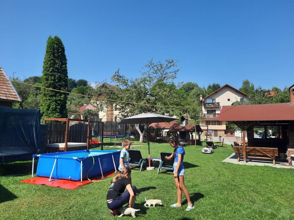 Pensiunea Sarah Bran Bran (Brasov) Exterior foto