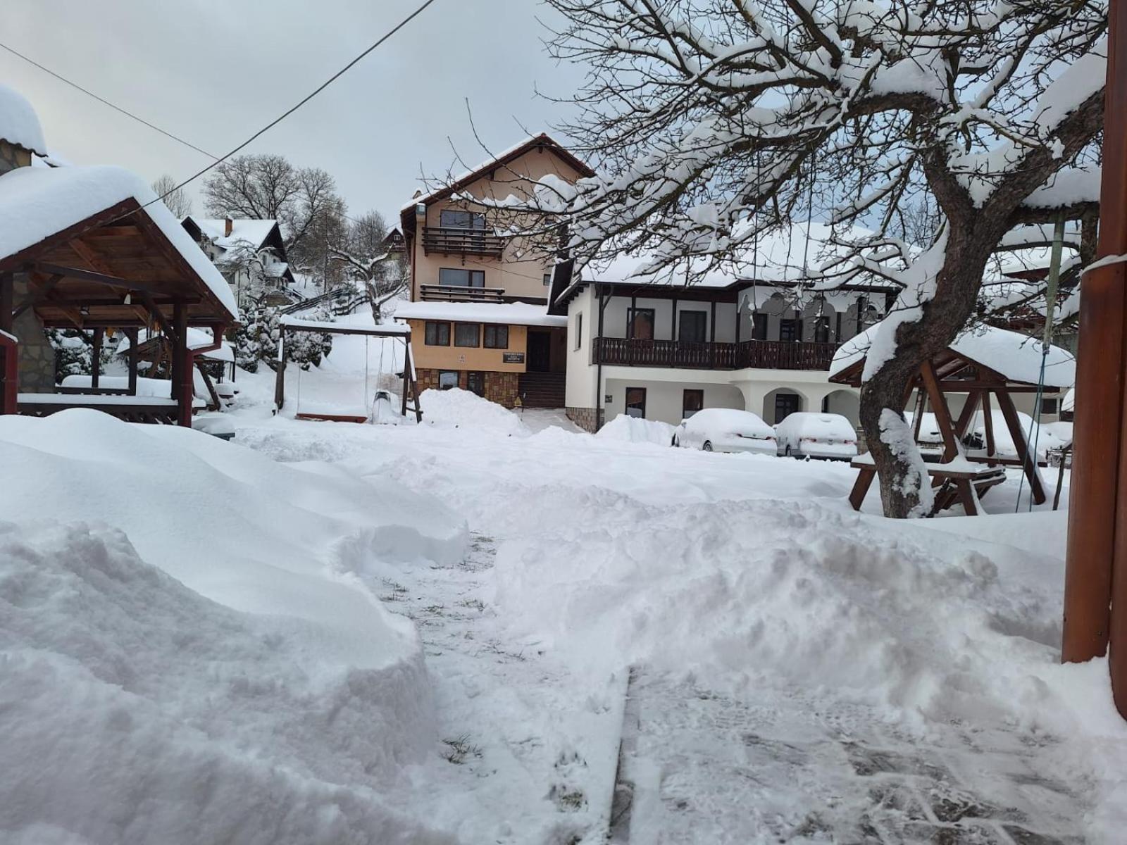 Pensiunea Sarah Bran Bran (Brasov) Exterior foto