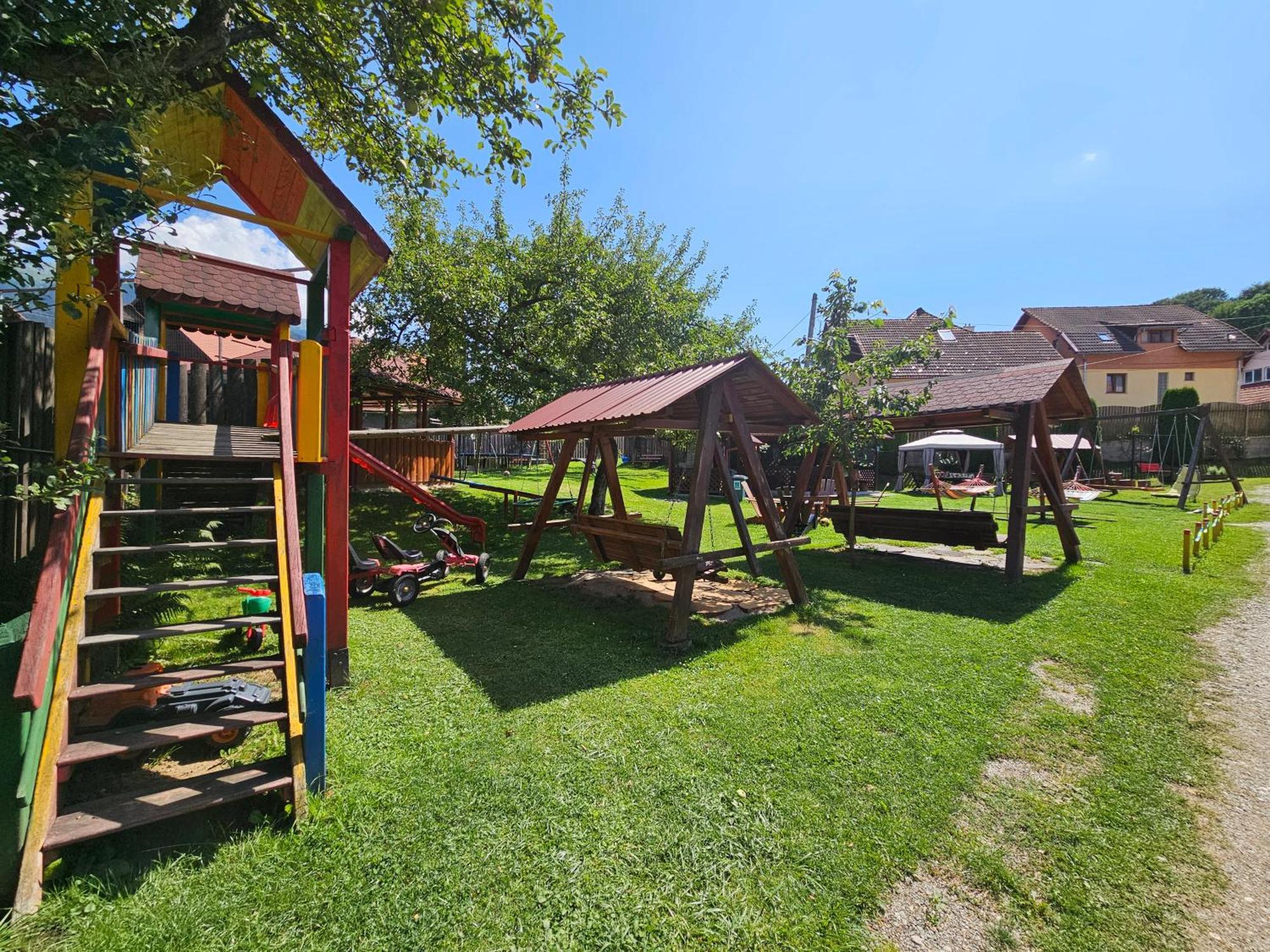 Pensiunea Sarah Bran Bran (Brasov) Exterior foto