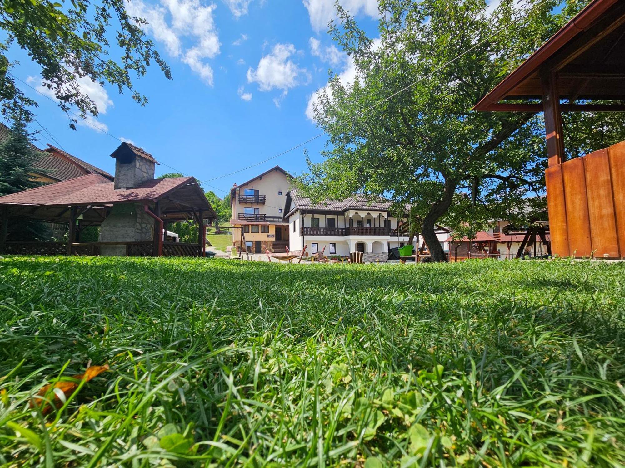 Pensiunea Sarah Bran Bran (Brasov) Exterior foto